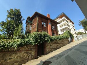 Ebristan (Istanbul, Uskudar, Salacak Neighborhood, Hafiz Mehmet Bey Street, 8), exhibition center