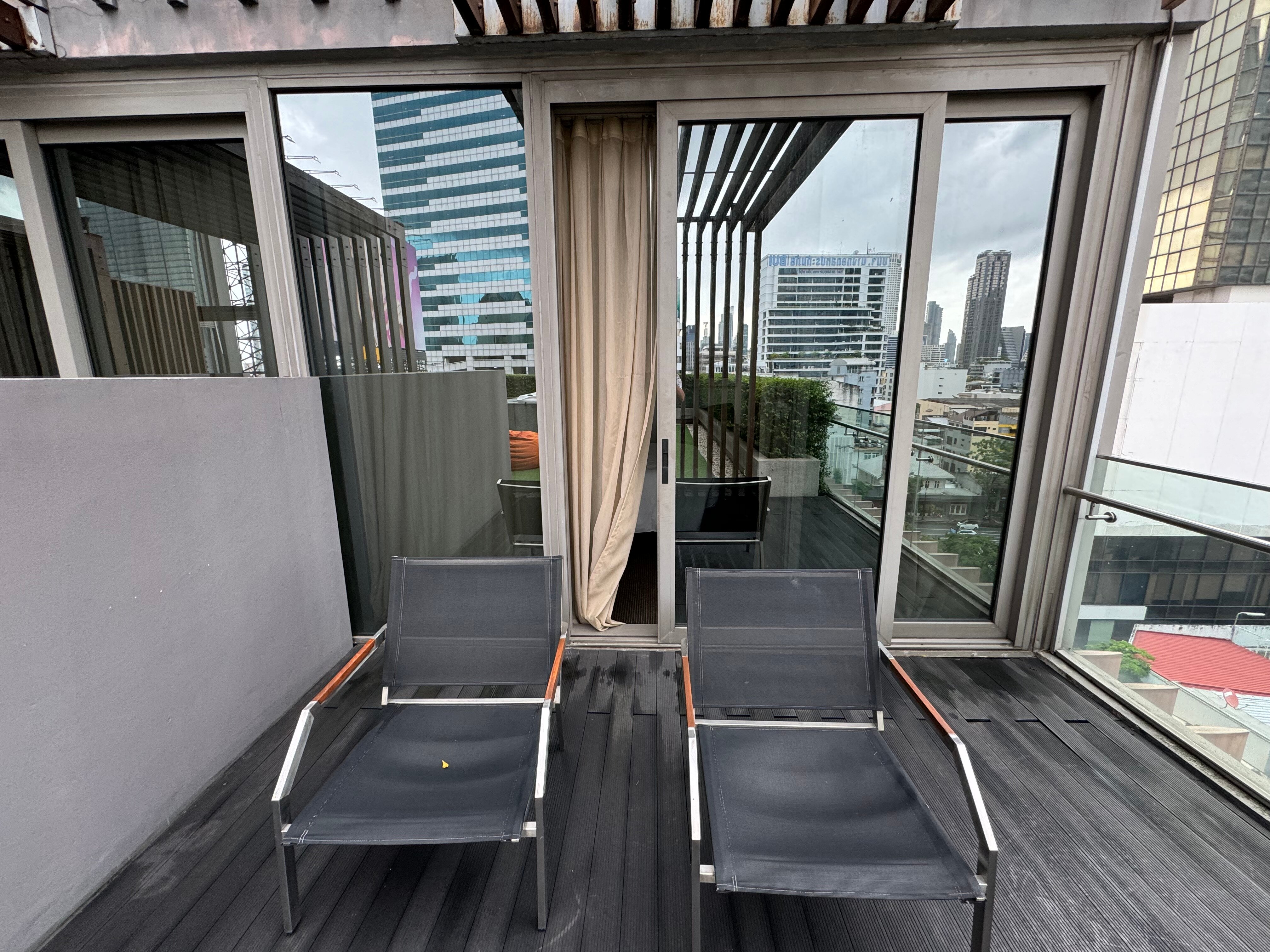 Фото Amara Bangkok Hotel