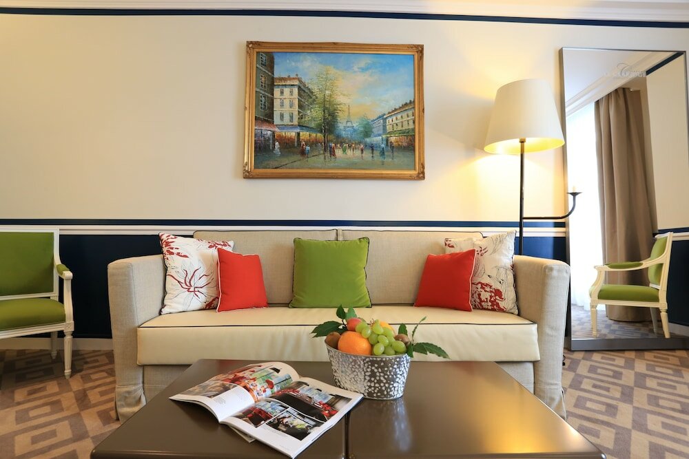 Фото Fraser Suites Le Claridge