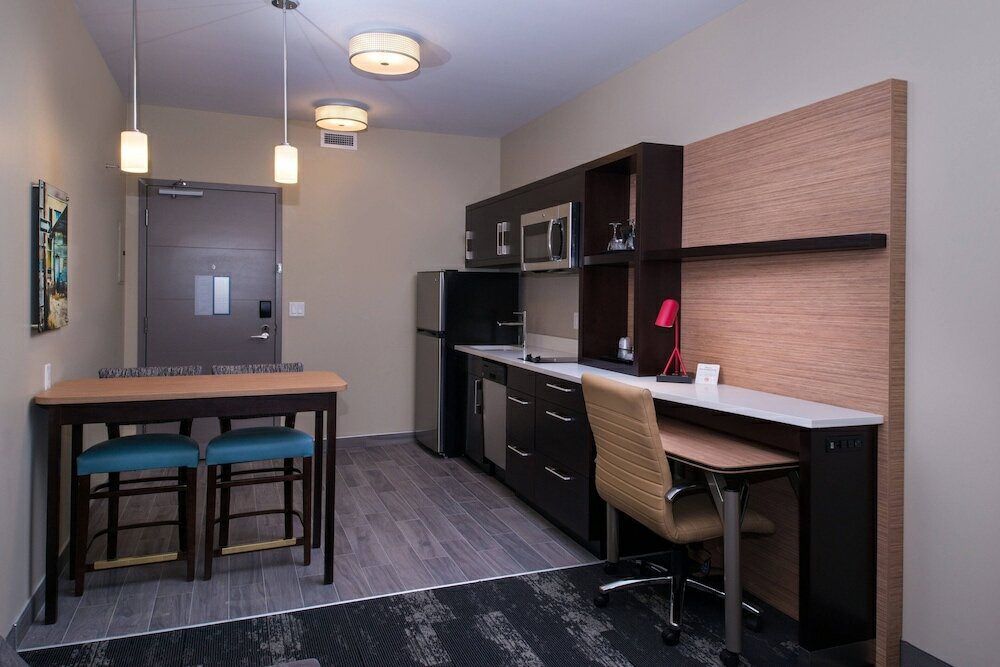 Фото TownePlace Suites by Marriott Saskatoon