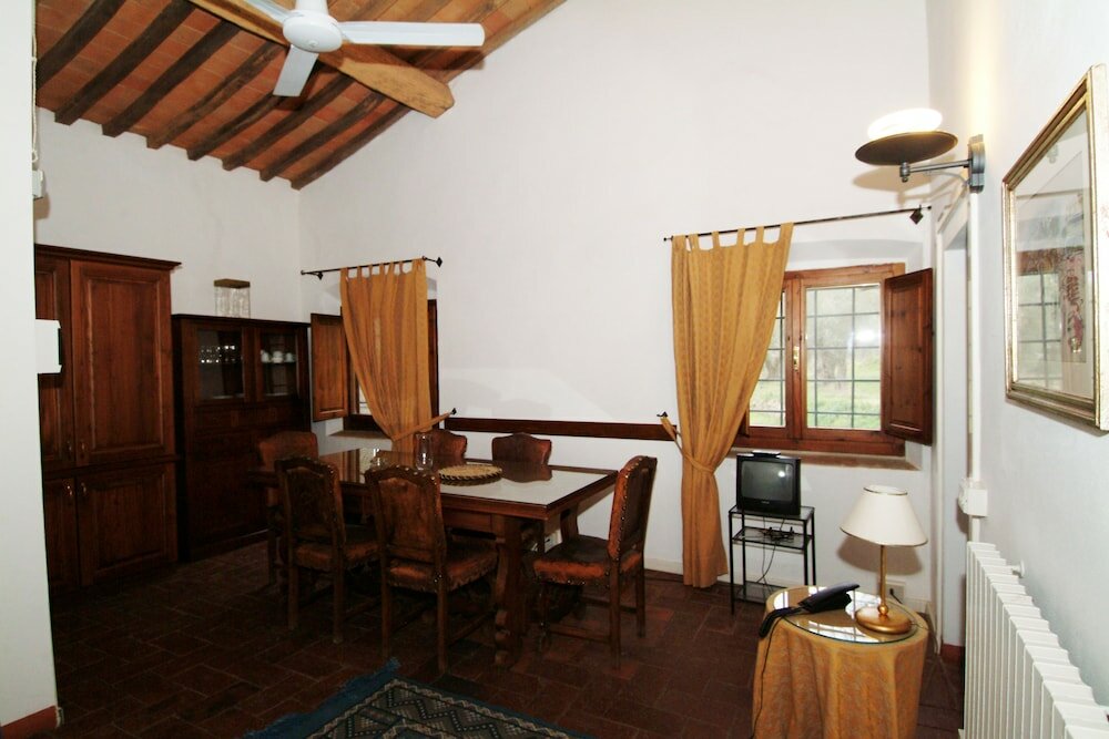 Фото Antico Casale di Montegualandro & SPA