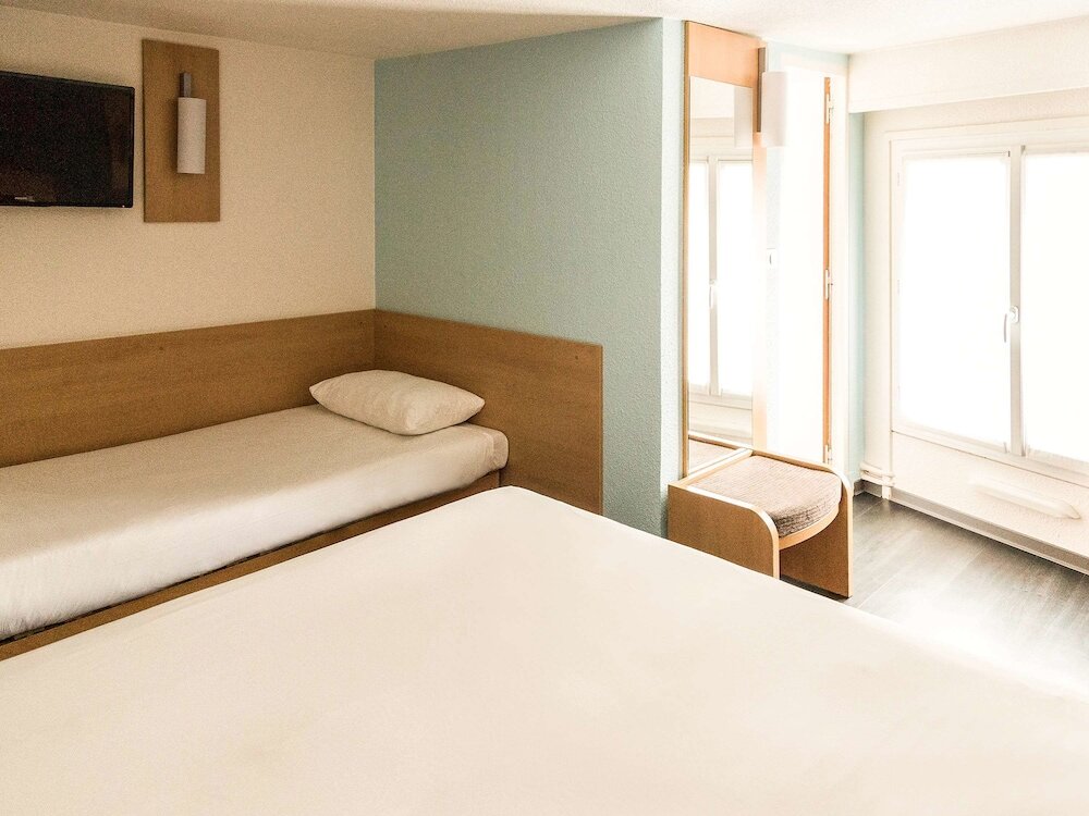 Фото Ibis Paris Grands Boulevards Opera 9th