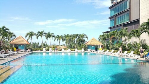 Vtsix Condo Rentals at View Talay 6 Pattaya