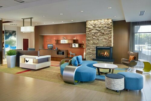 Гостиница Fairfield Inn & Suites by Marriott Hendersonville Flat Rock