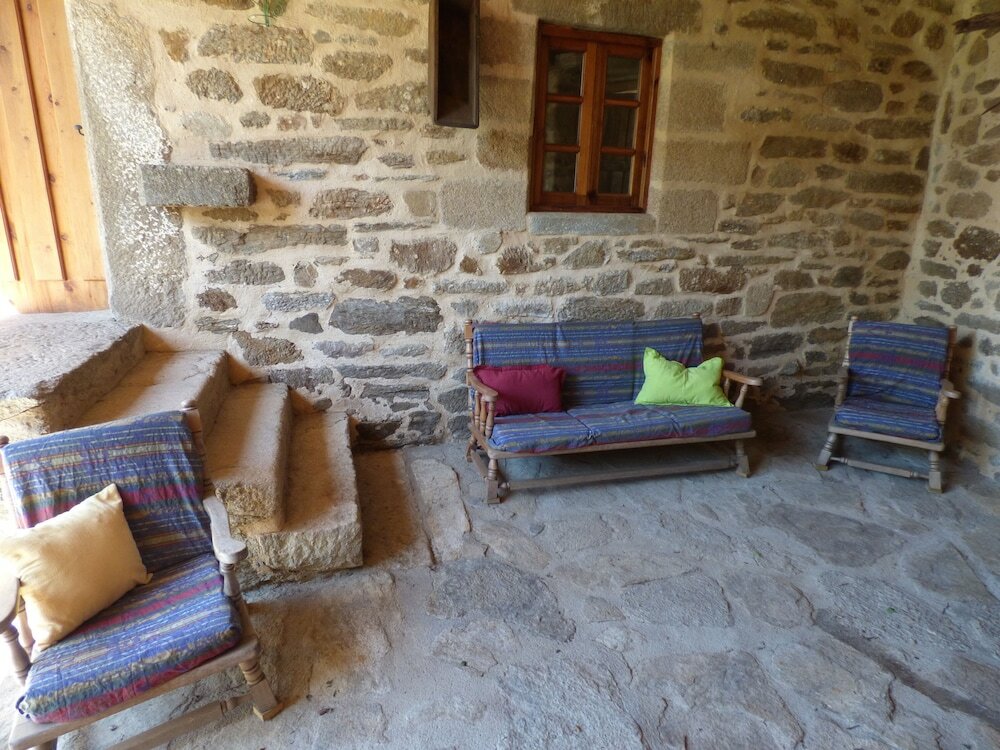 Фото La Posada de Pedrazales