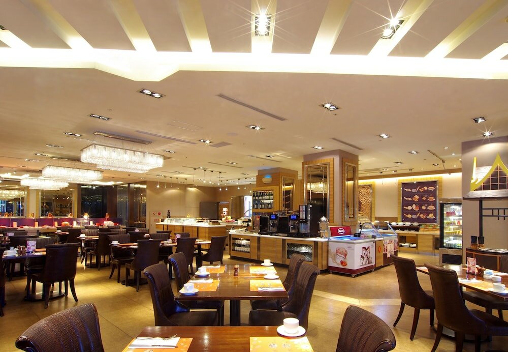 Фото Taipei Garden Hotel