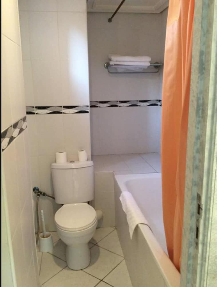 Фото Hotel Akabar