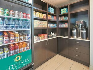 Гостиница La Quinta Inn & Suites by Wyndham San Diego SeaWorld/Zoo