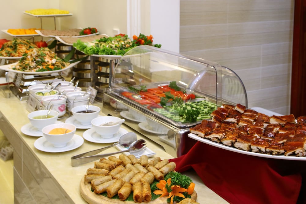 Фото Uptown Hotel