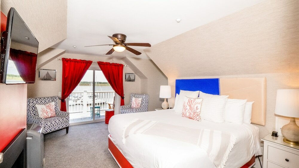 Фото Regatta Inn