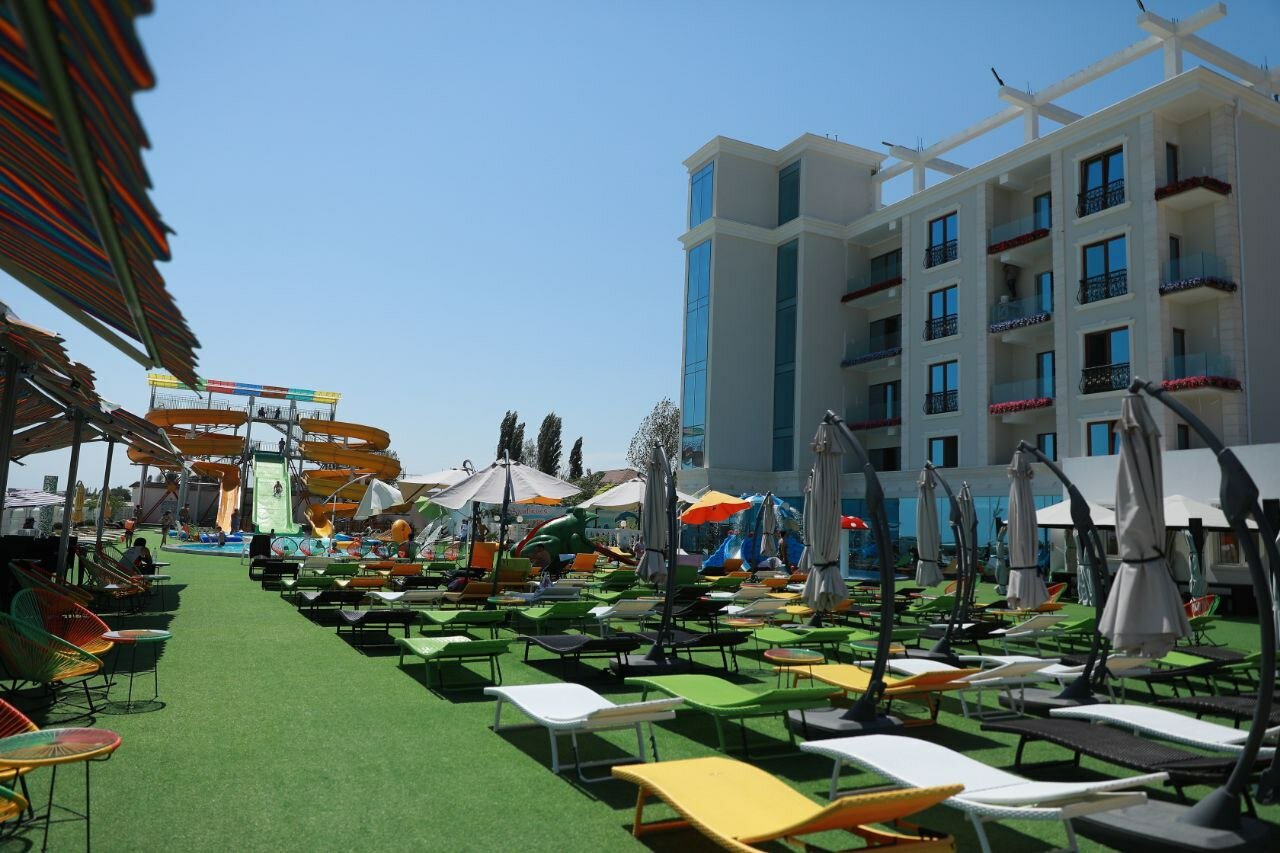 Фото отеля 1