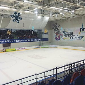 Zvezda (Moskovskoye shosse, 55к1), sports and entertainment center