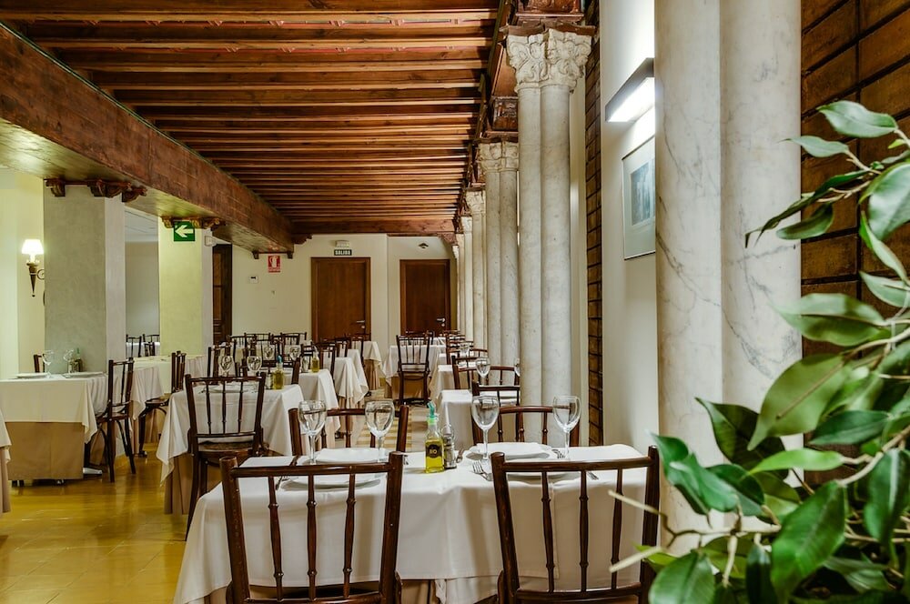Фото Hotel Murillo 