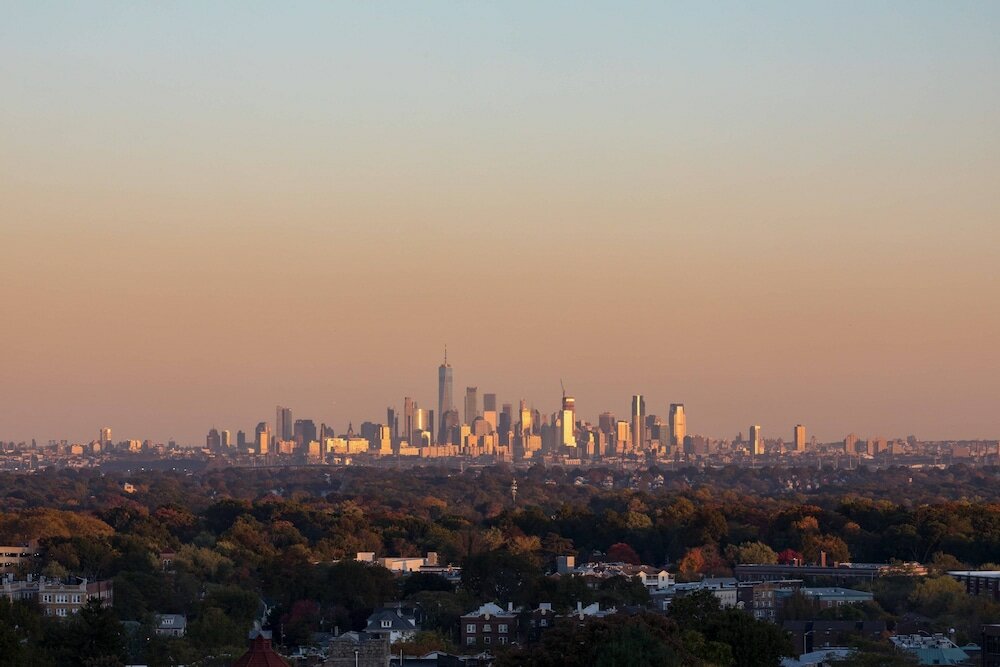 Фото The MC, Autograph Collection