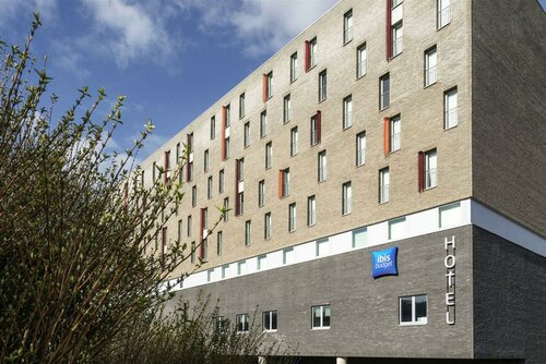 Гостиница Ibis budget Brugge Centrum Station в Брюгге