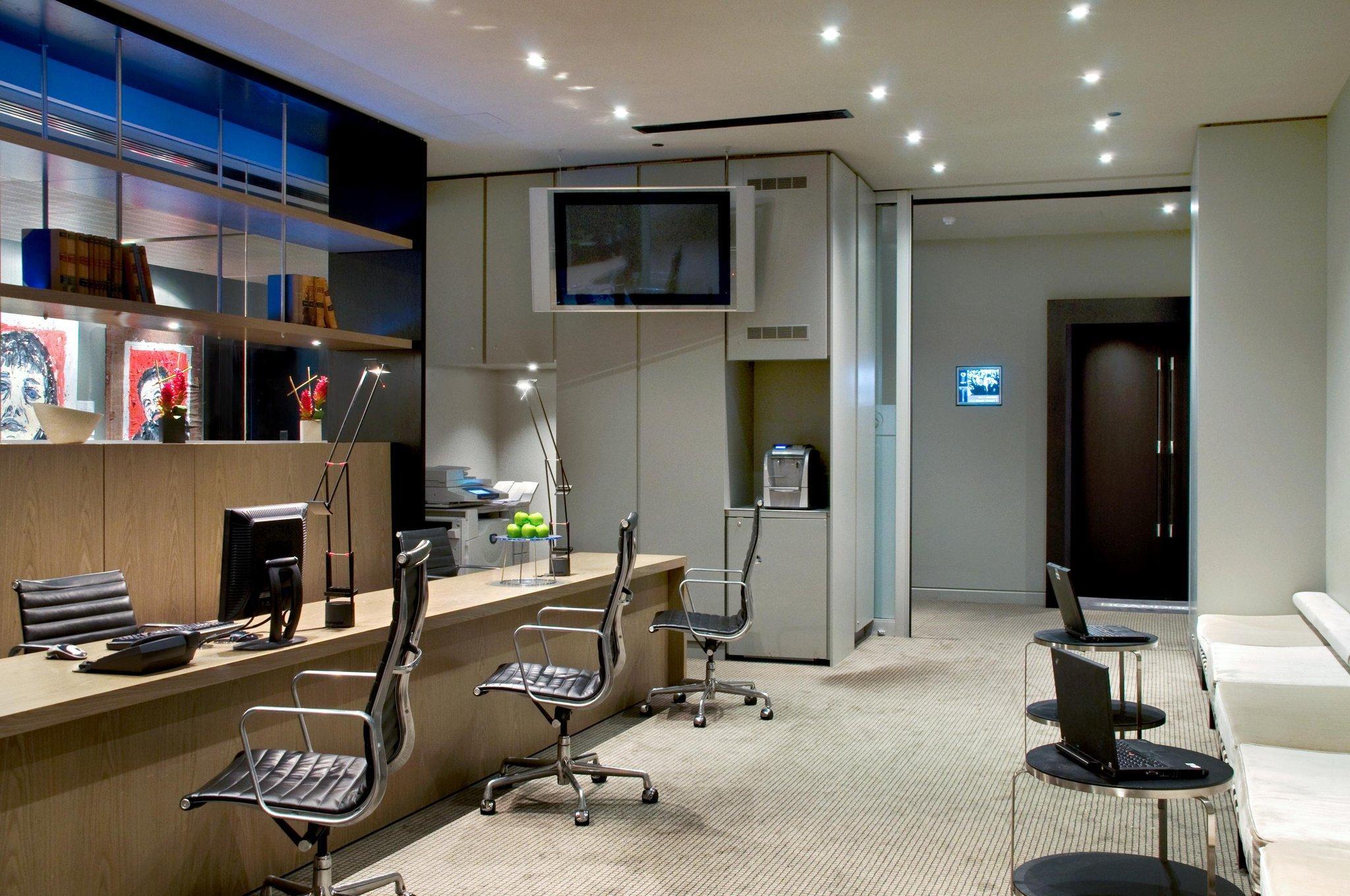 Фото Hilton Adelaide