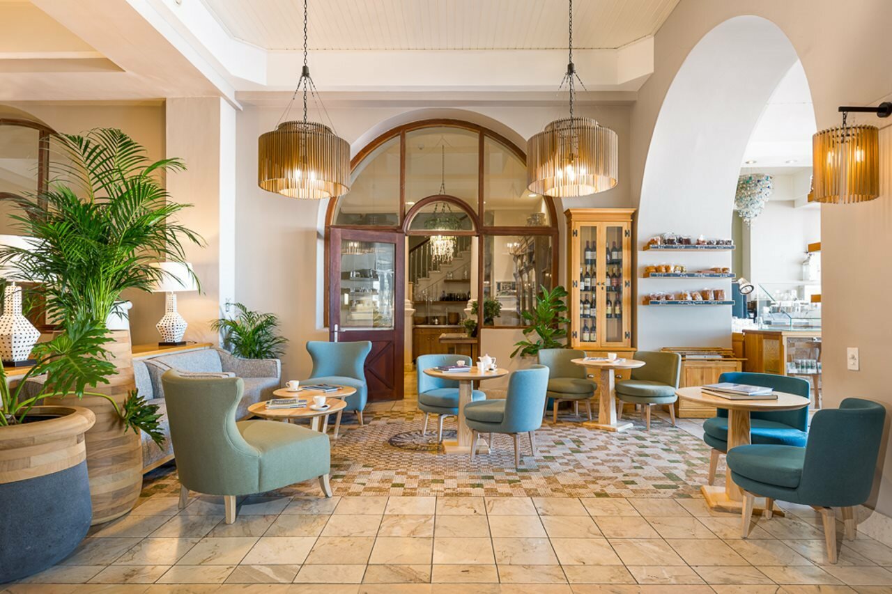 Фото The Bay Hotel