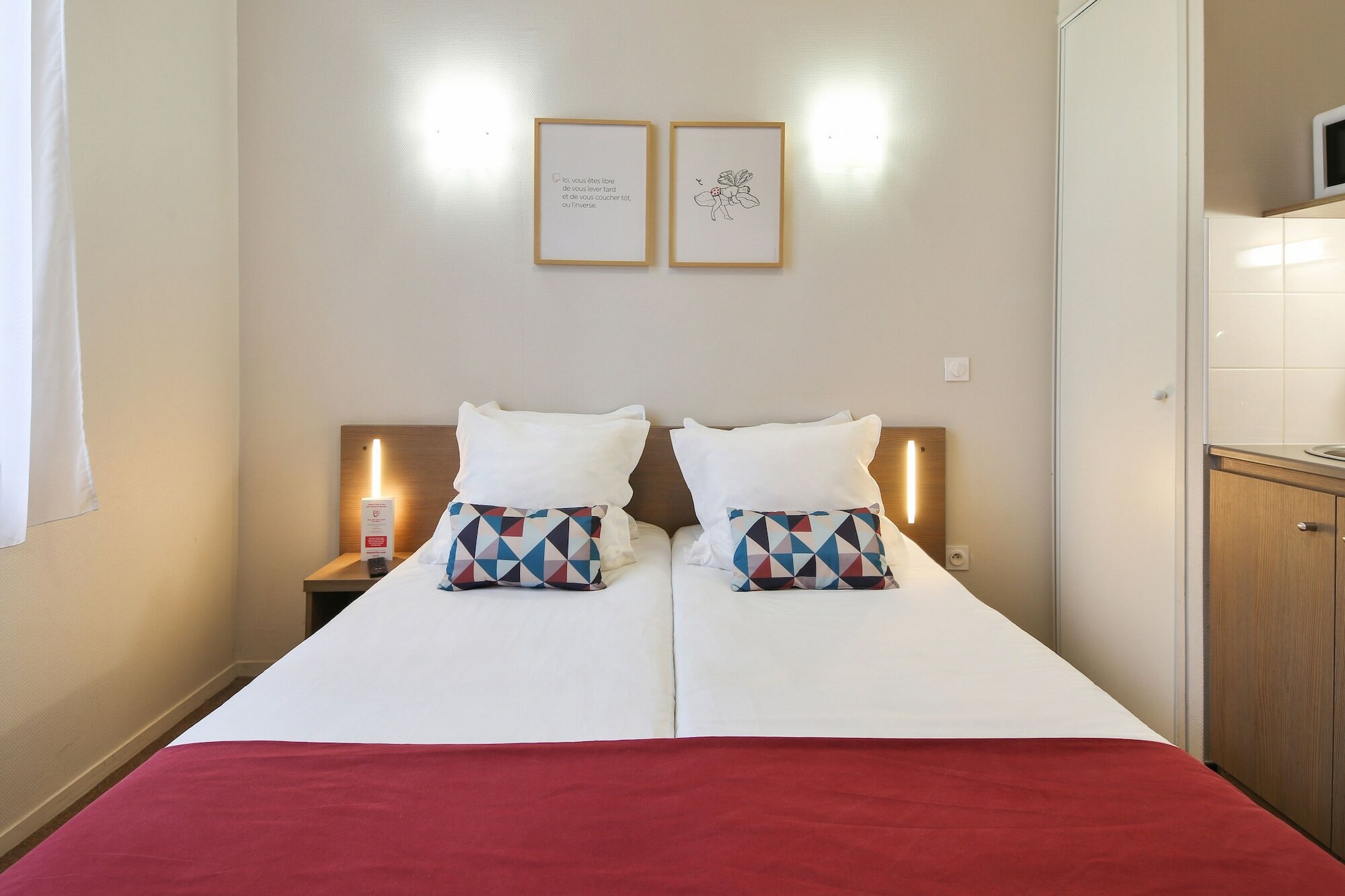 Фото Appart'City Confort Reims Centre