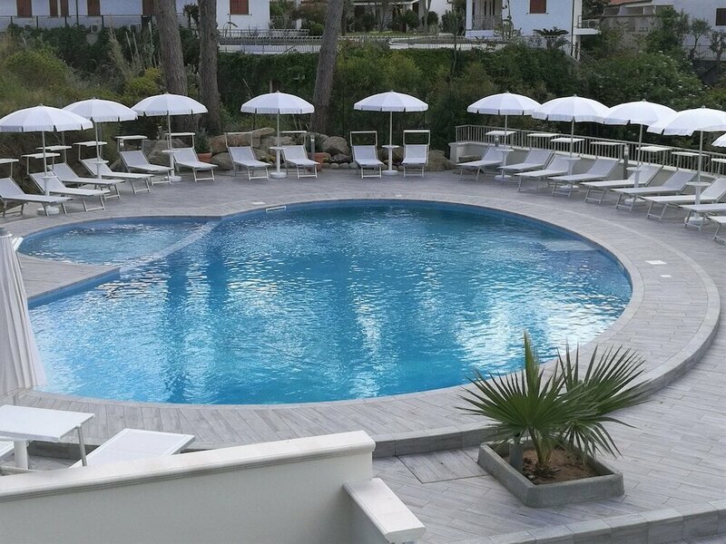 Гостиница Borgo degli Dei - Affittacamere Poseidone