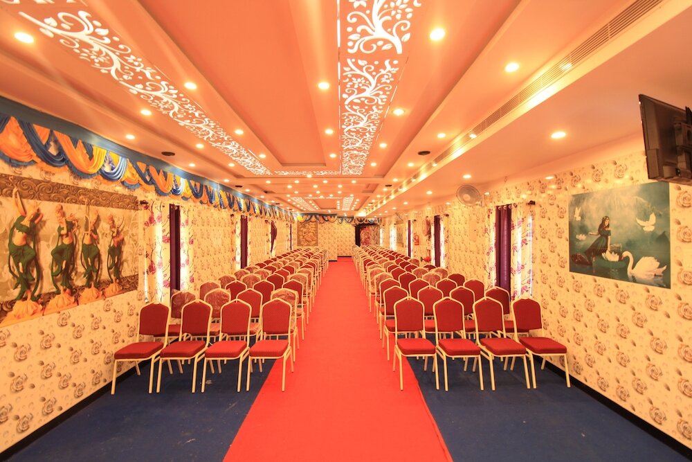 Фото Sri Sathiya Sai Residency