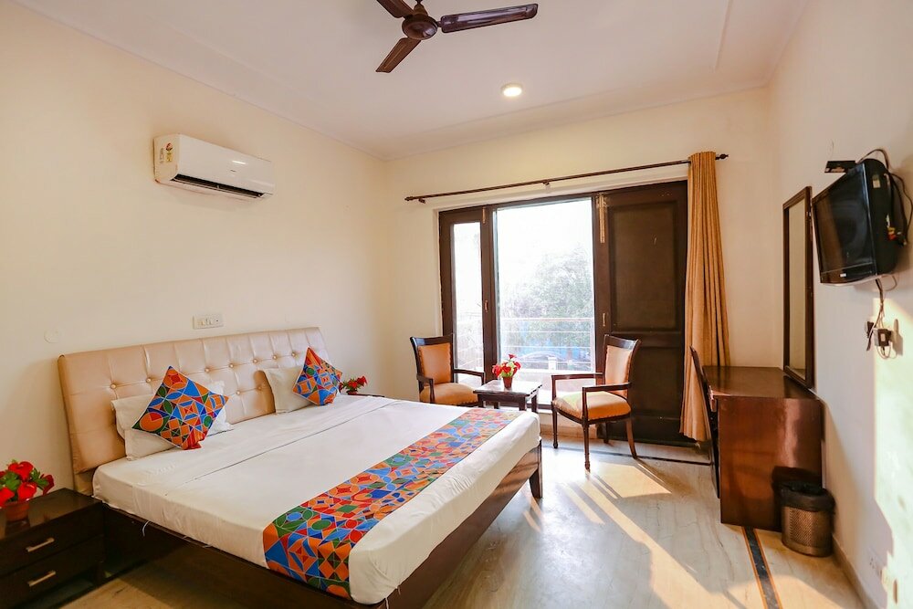 Фото Fabhotel Grand Palace