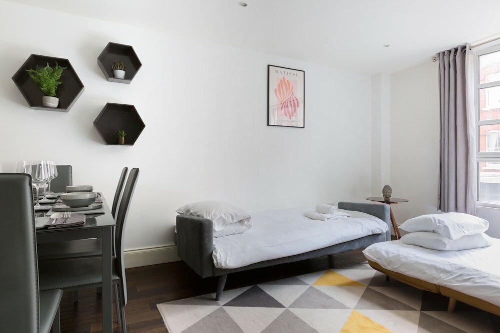 Фото The Brick Lane Apartments