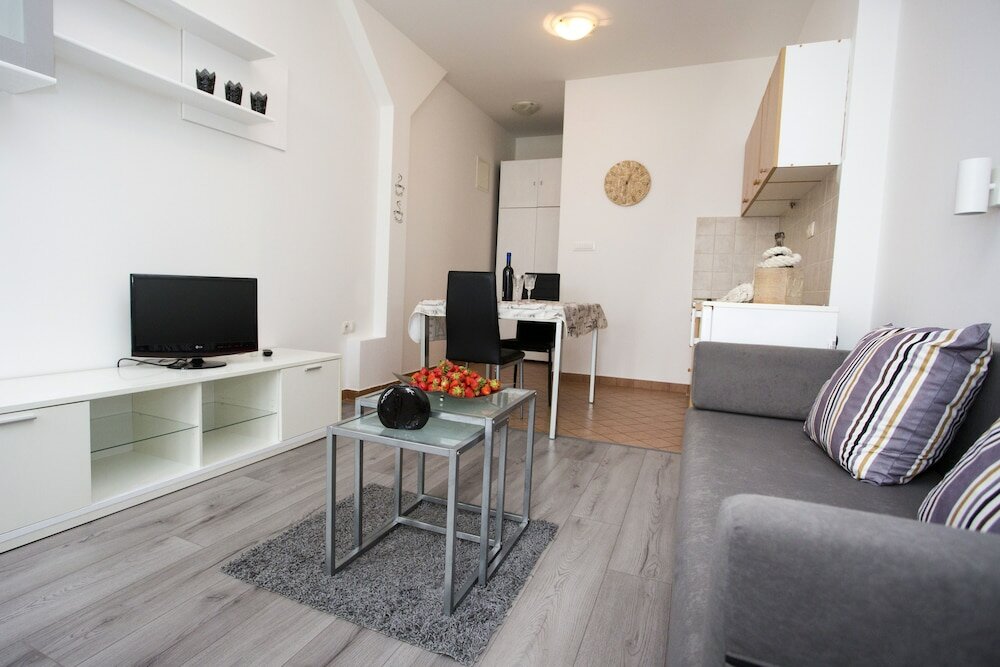 Фото Apartments Silver Tree