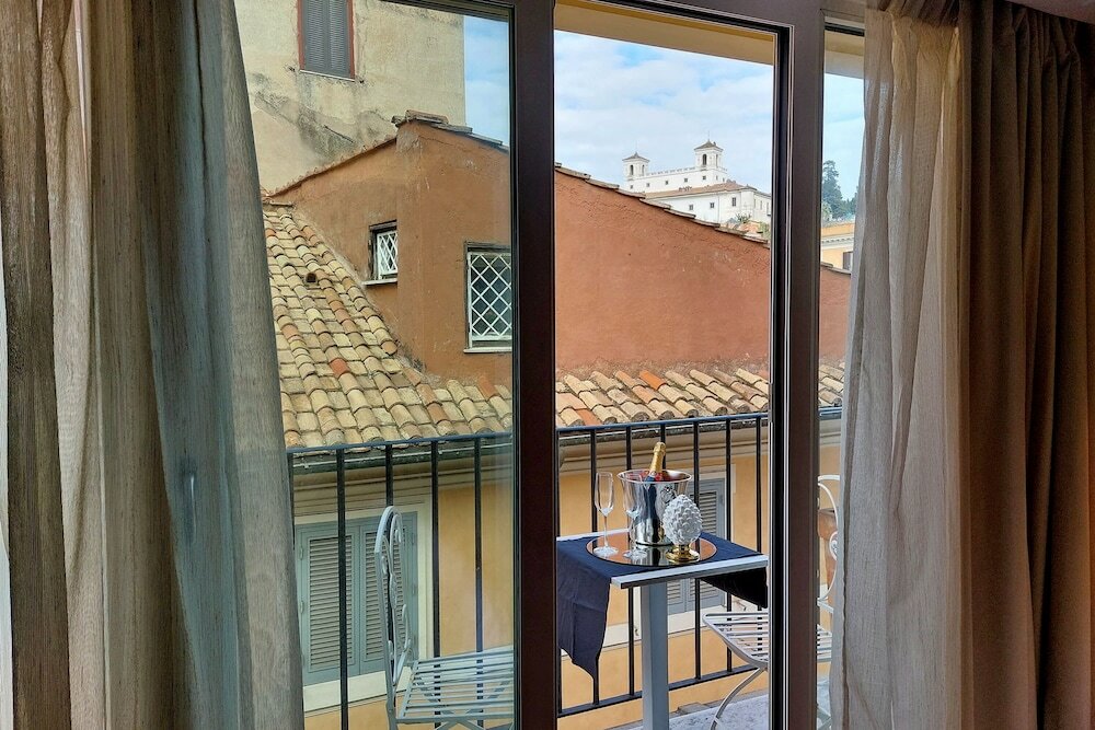 Фото Helmirage Piazza Di Spagna Suite