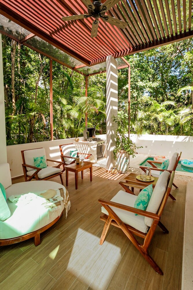 Фото Marvellouse Town House, Terrace, Pool and Golf