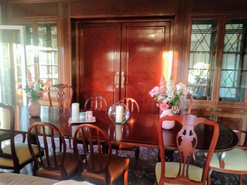 Фото Wish-Suite San Jacinto de Sevilla Apartment