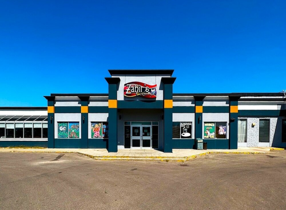 Фото Travelodge by Wyndham Regina