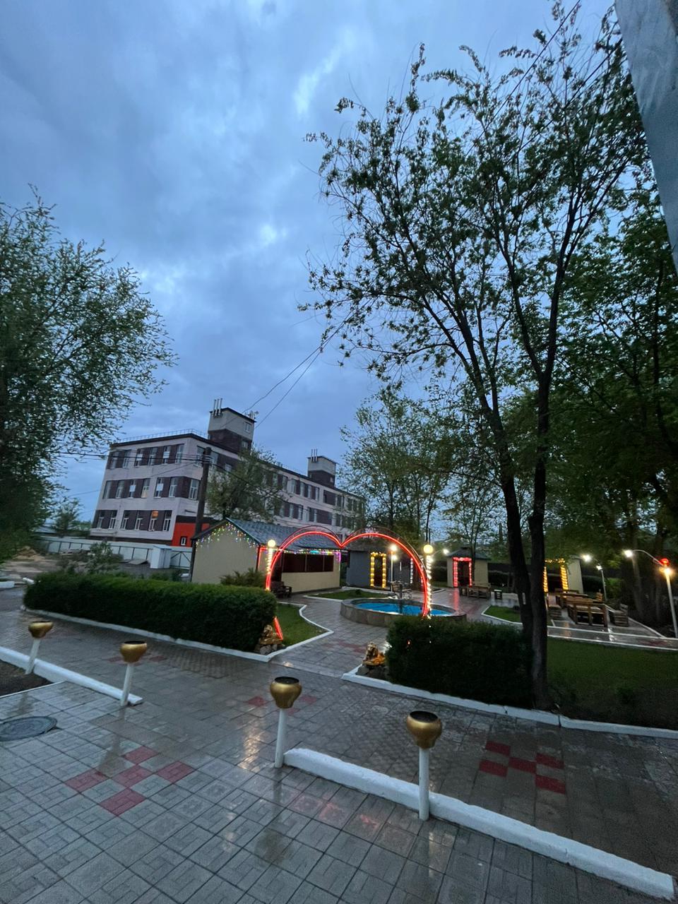 Фото отеля 2