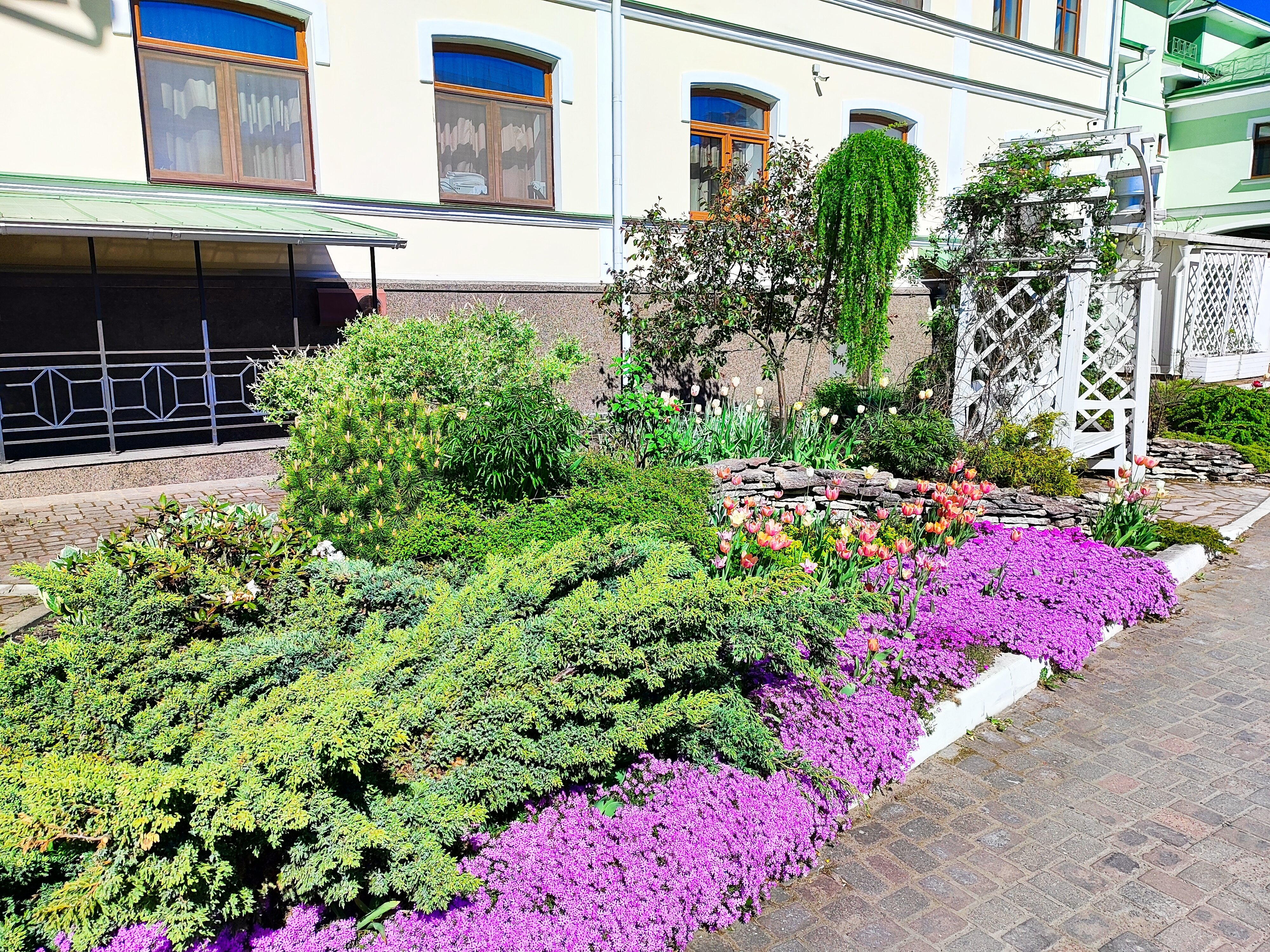 Фото Двор Подзноева, главный корпус