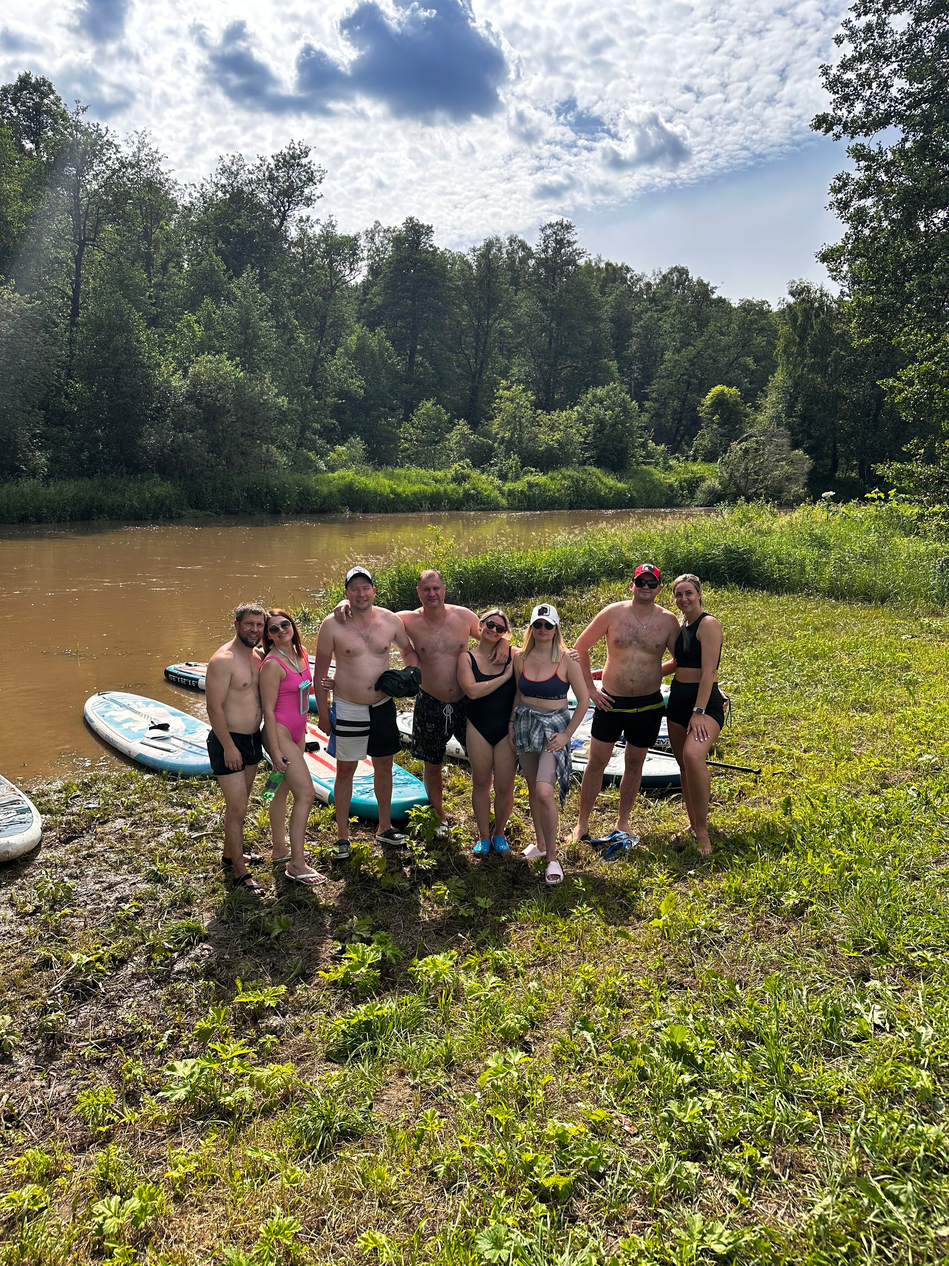 Фото О, Дни в Лесу