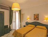 Фото Hotel Kyrton