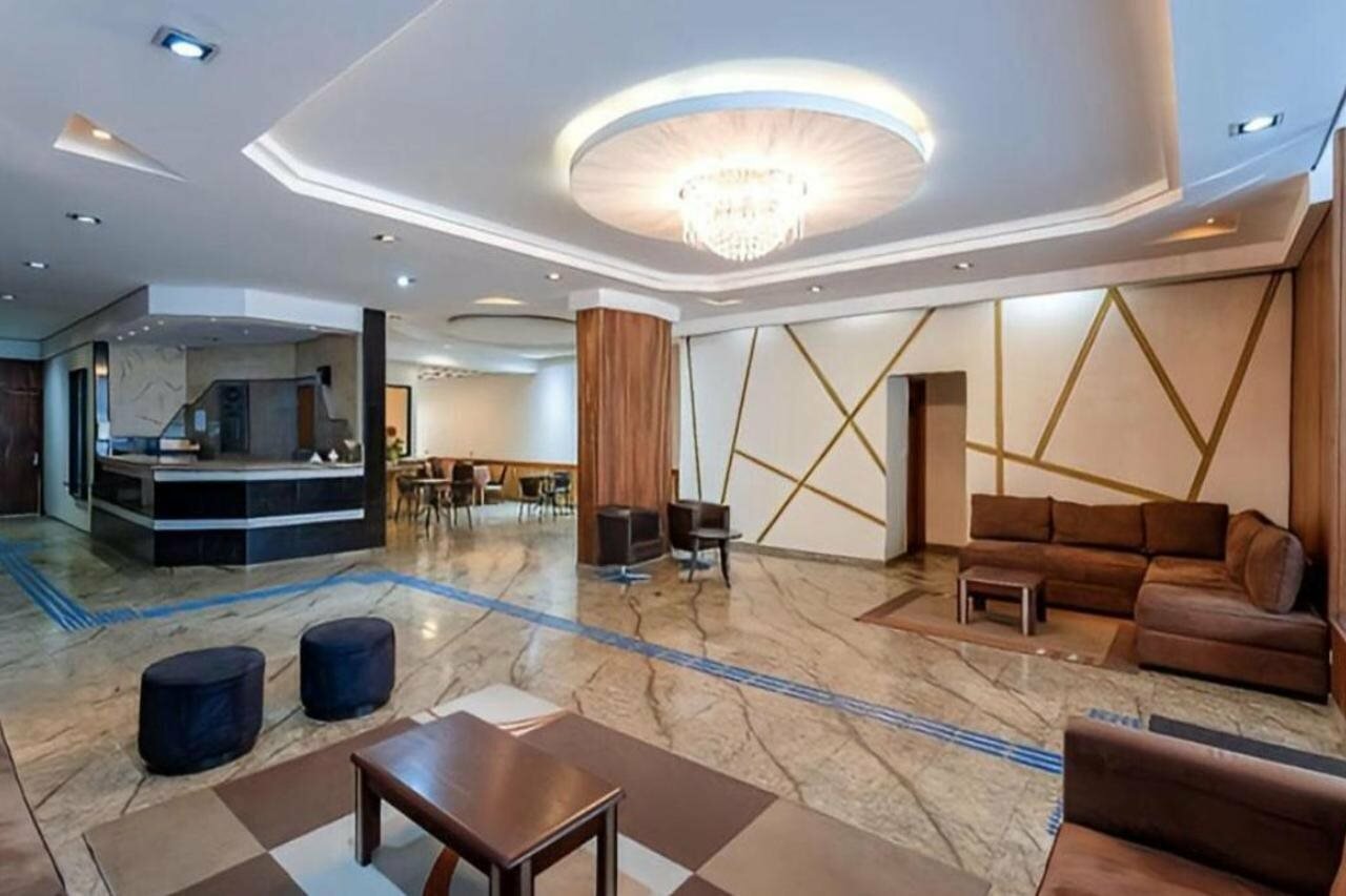 Фото Hotel Carillon