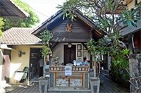 Фото Yulia 2 Homestay Sanur Guesthouse