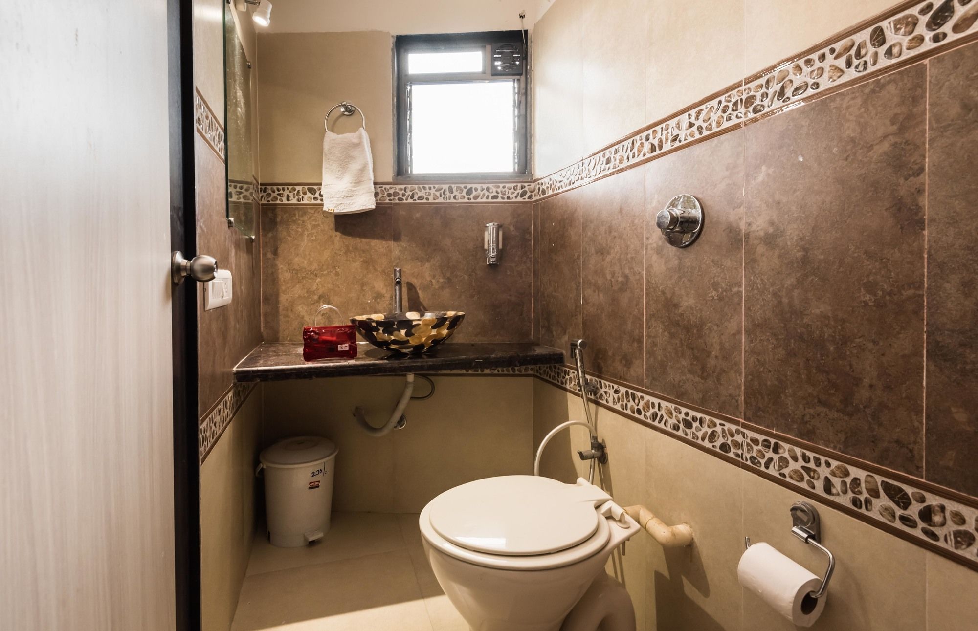 Фото Oyo 3769 Blue Pearl Residency