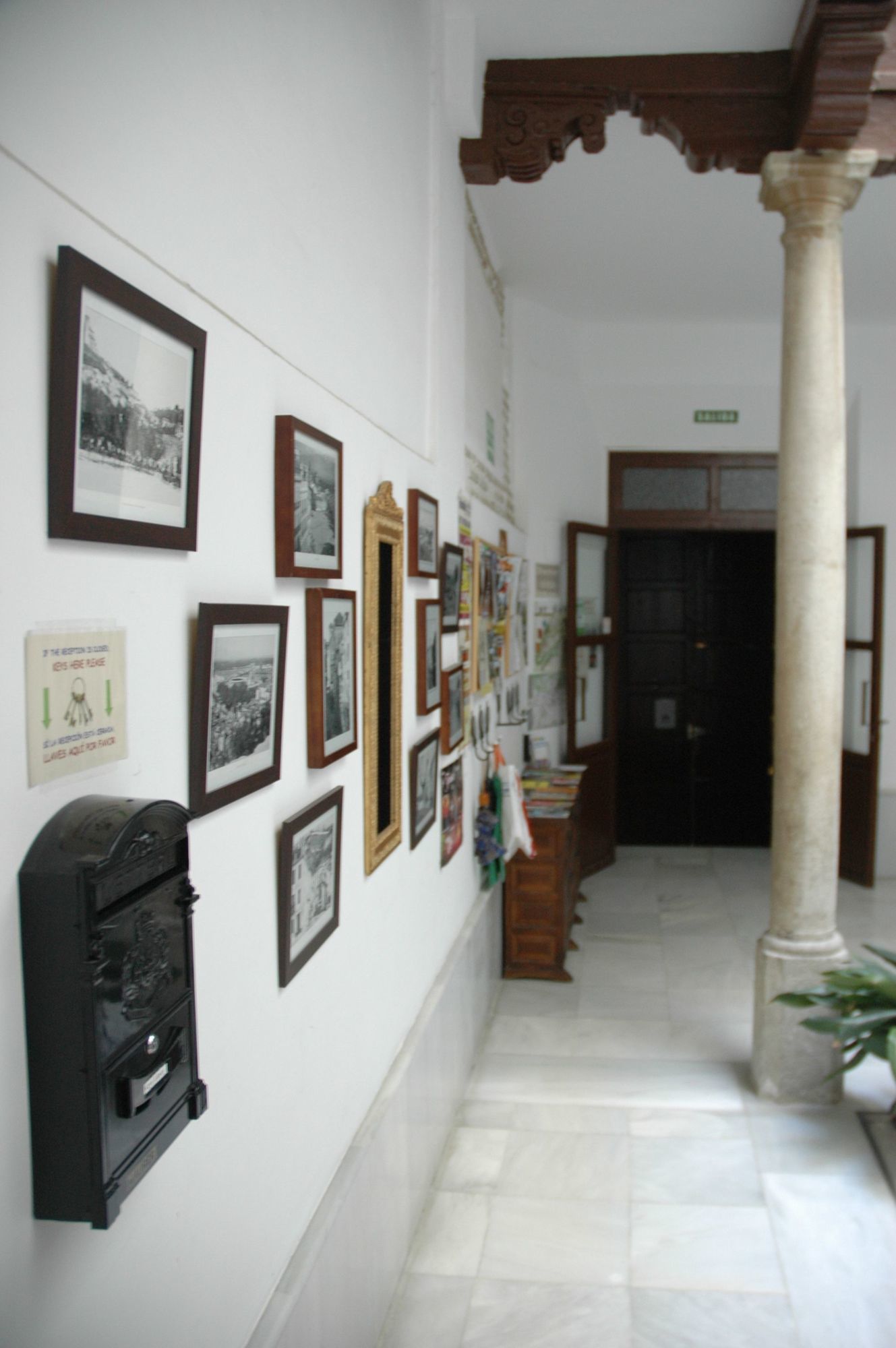 Фото El Granado Hostel