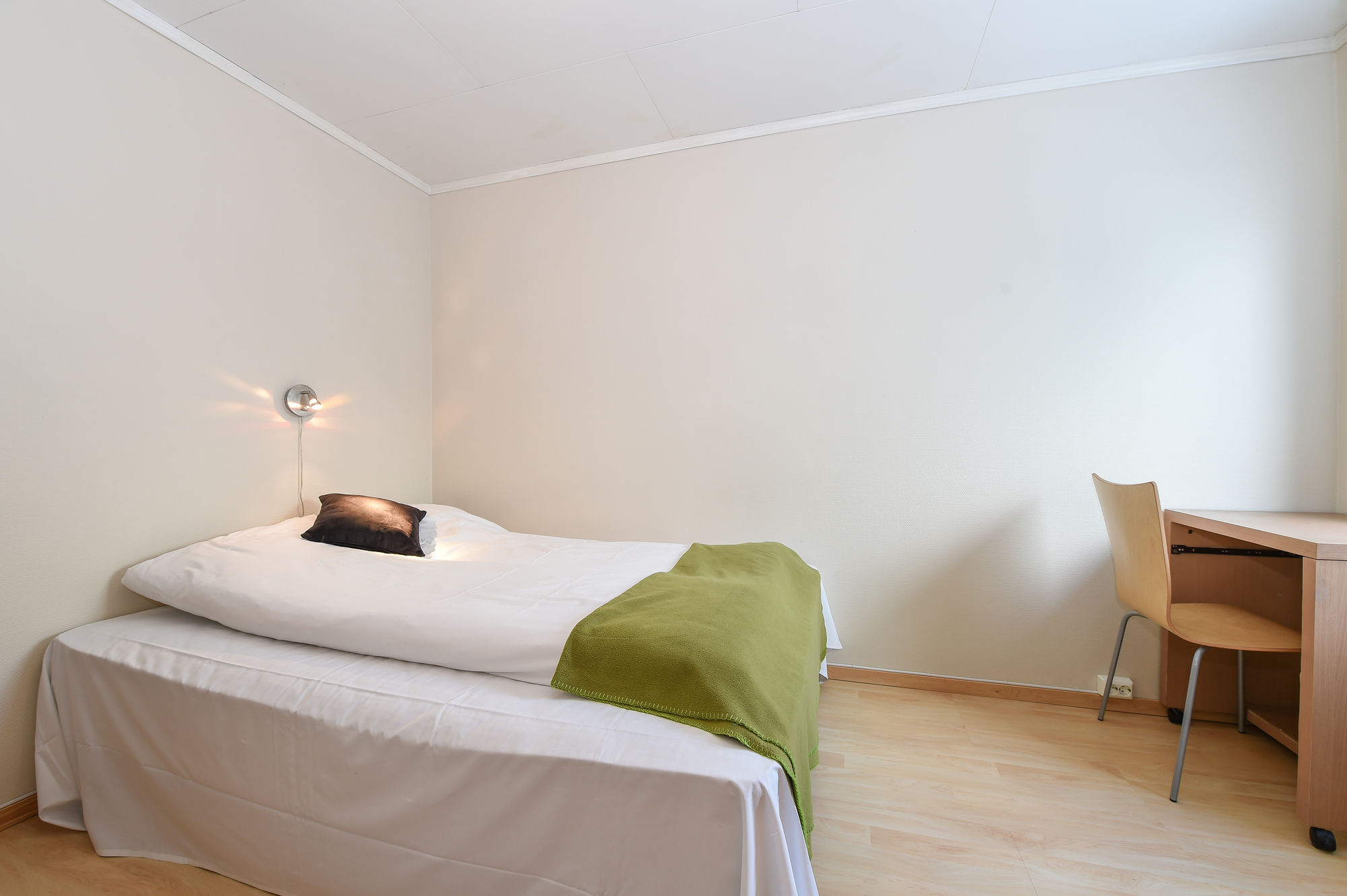 Фото Enter Backpack Hotel