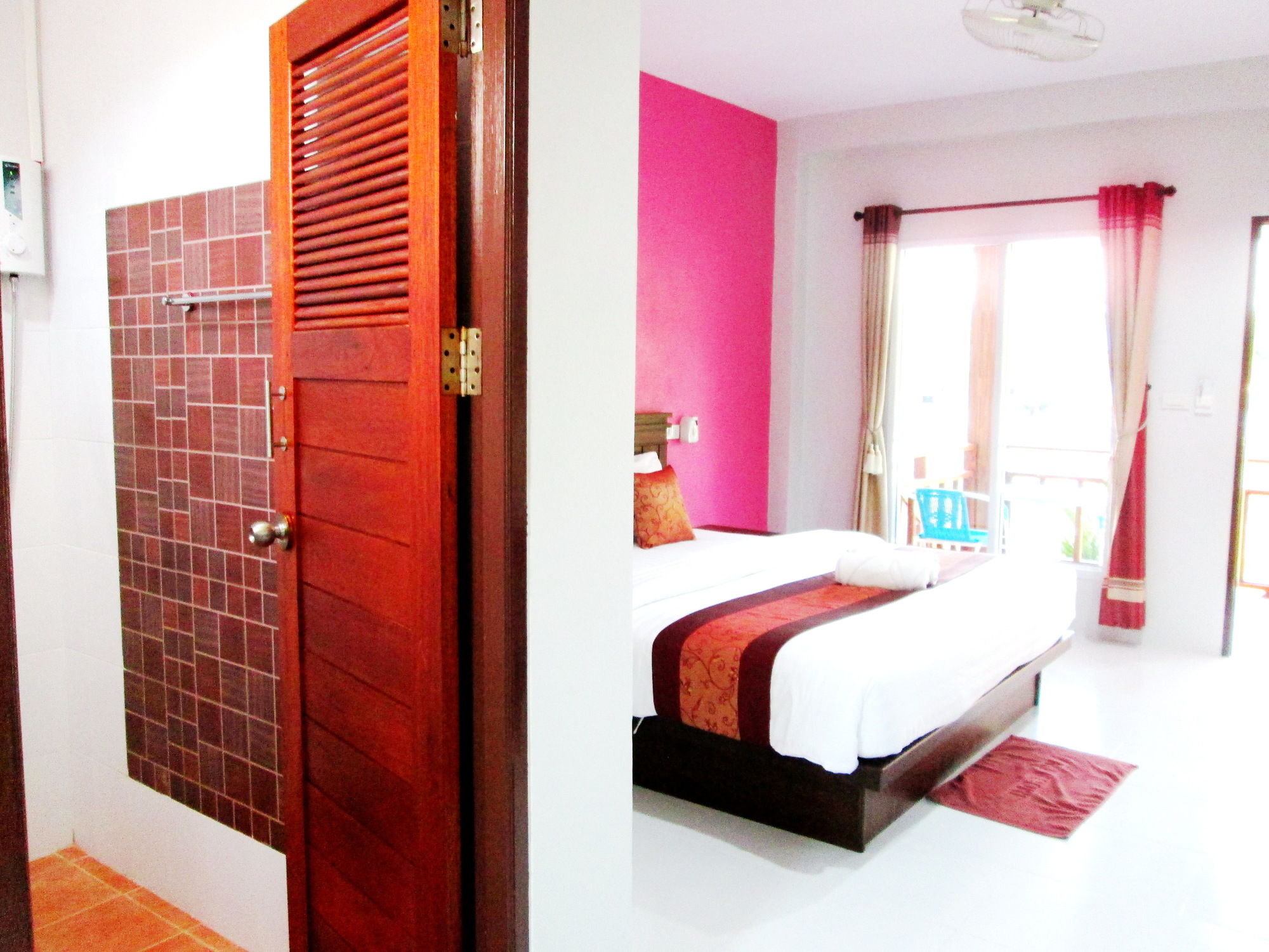 Фото Lanta Riviera Villa Resort