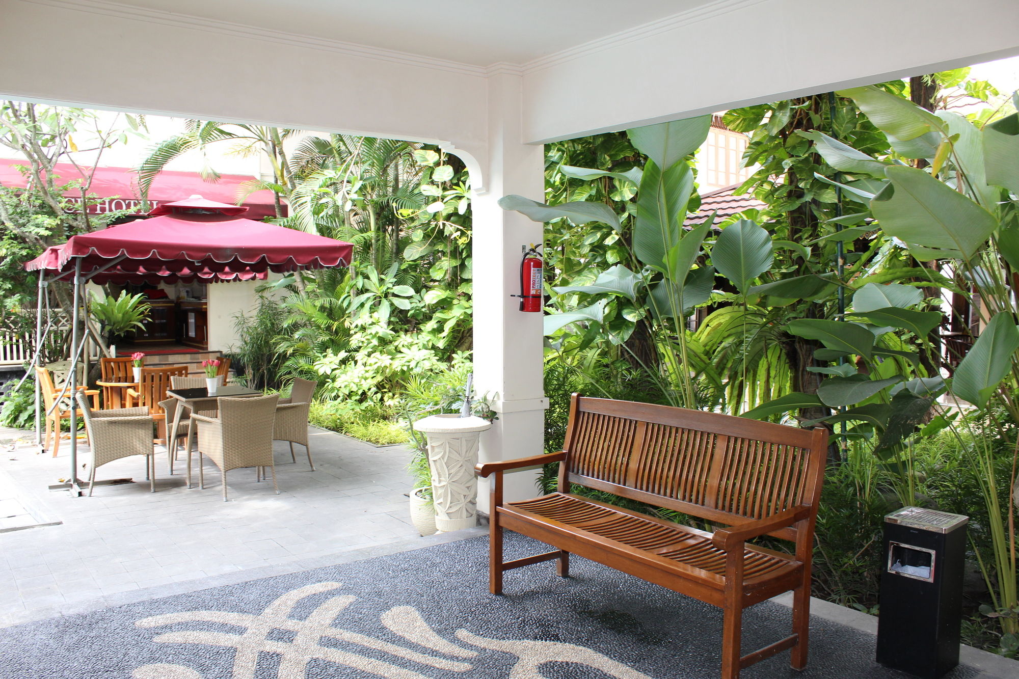 Фото Hotel Indah Palace Yogyakarta