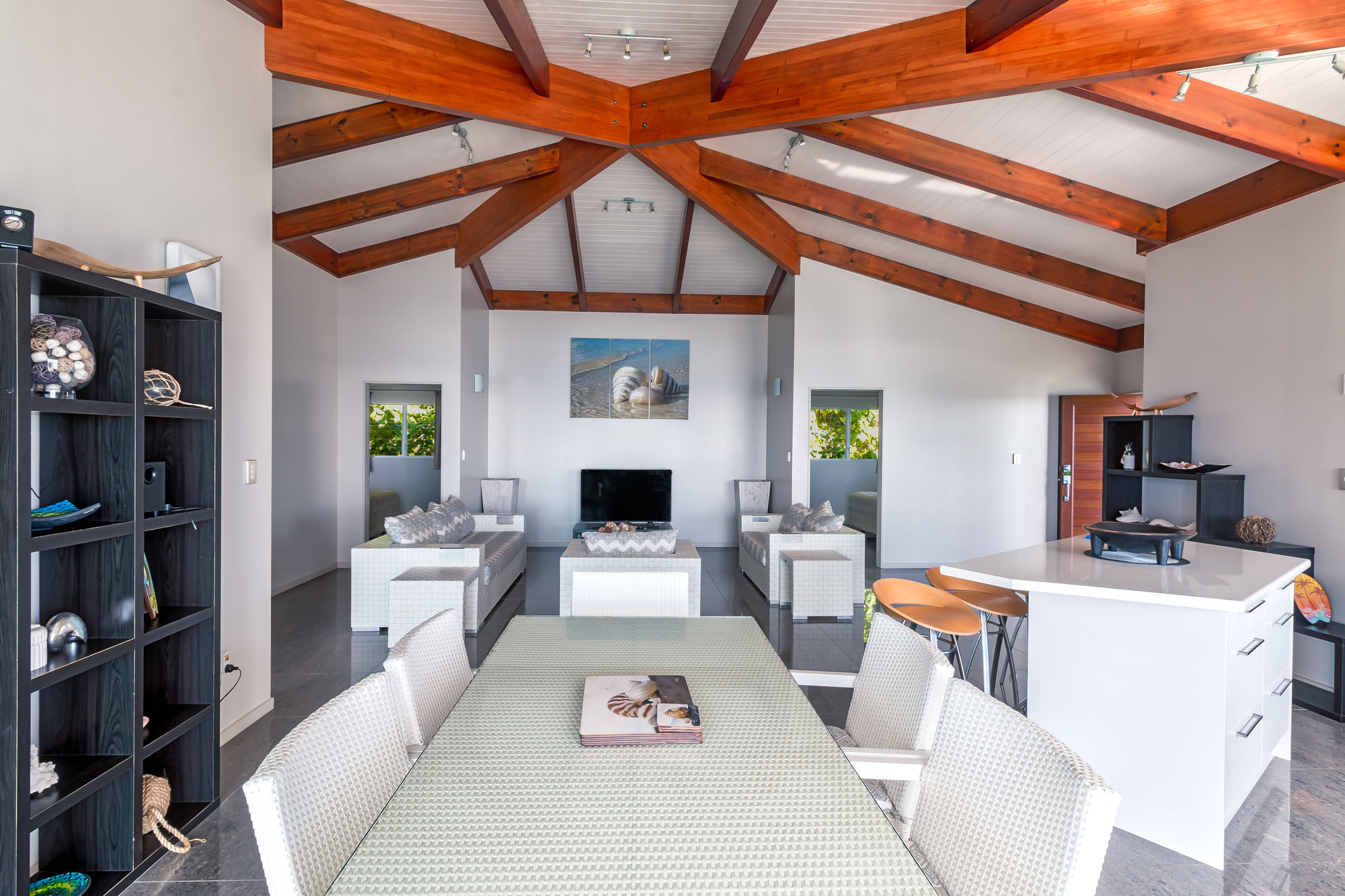 Фото Ocean Spray Villas