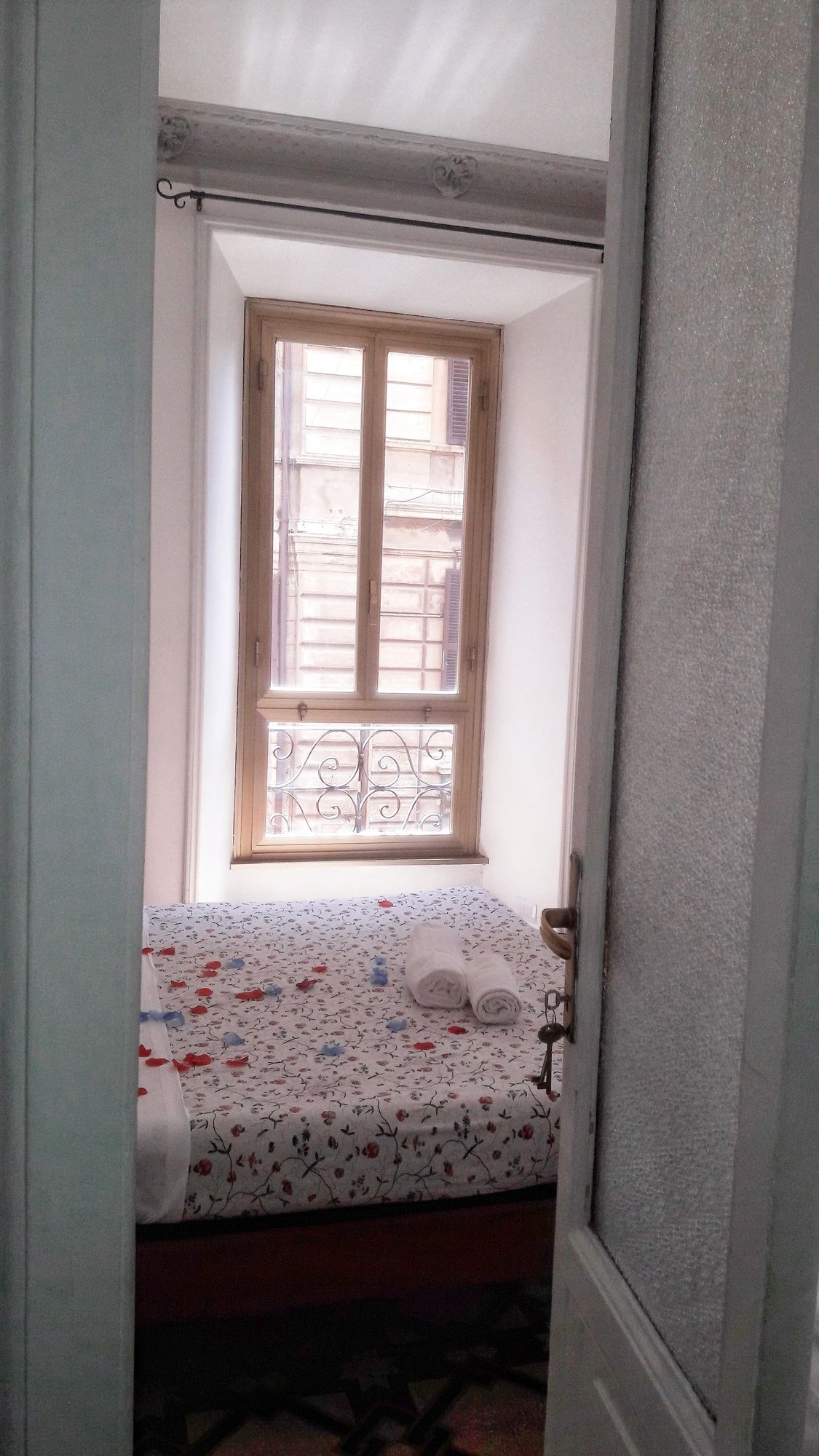 Фото In the Center Guesthouse