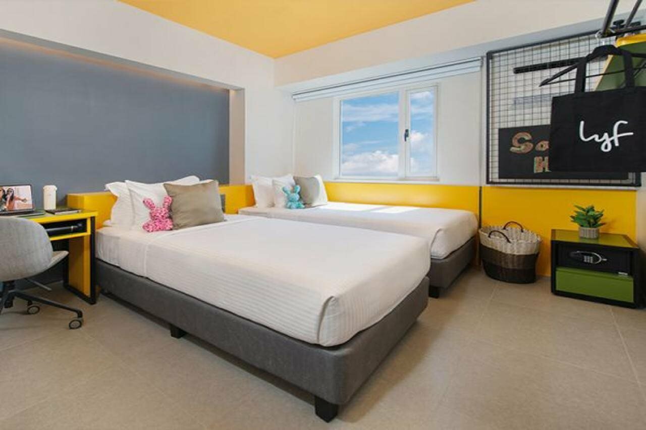 Фото lyf Malate Manila