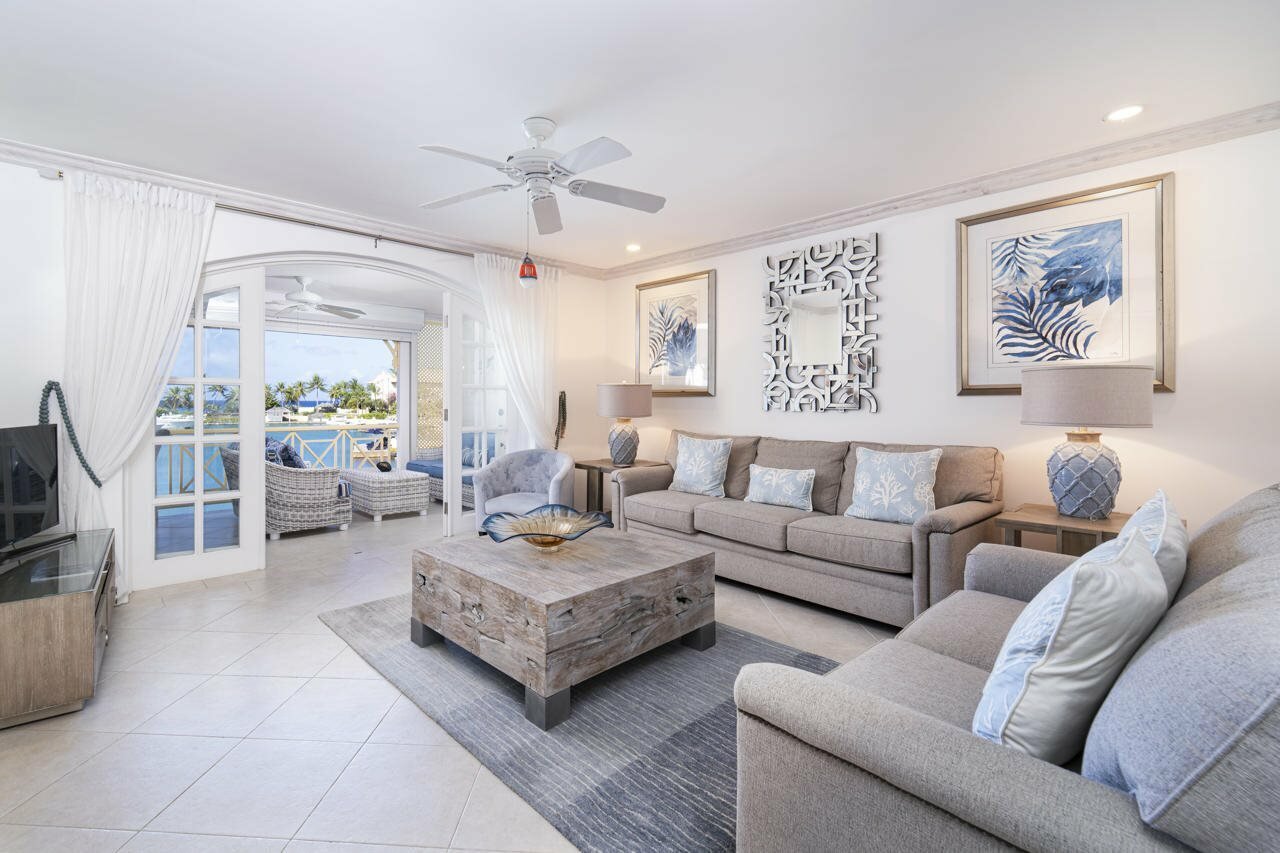 Фото Port St Charles