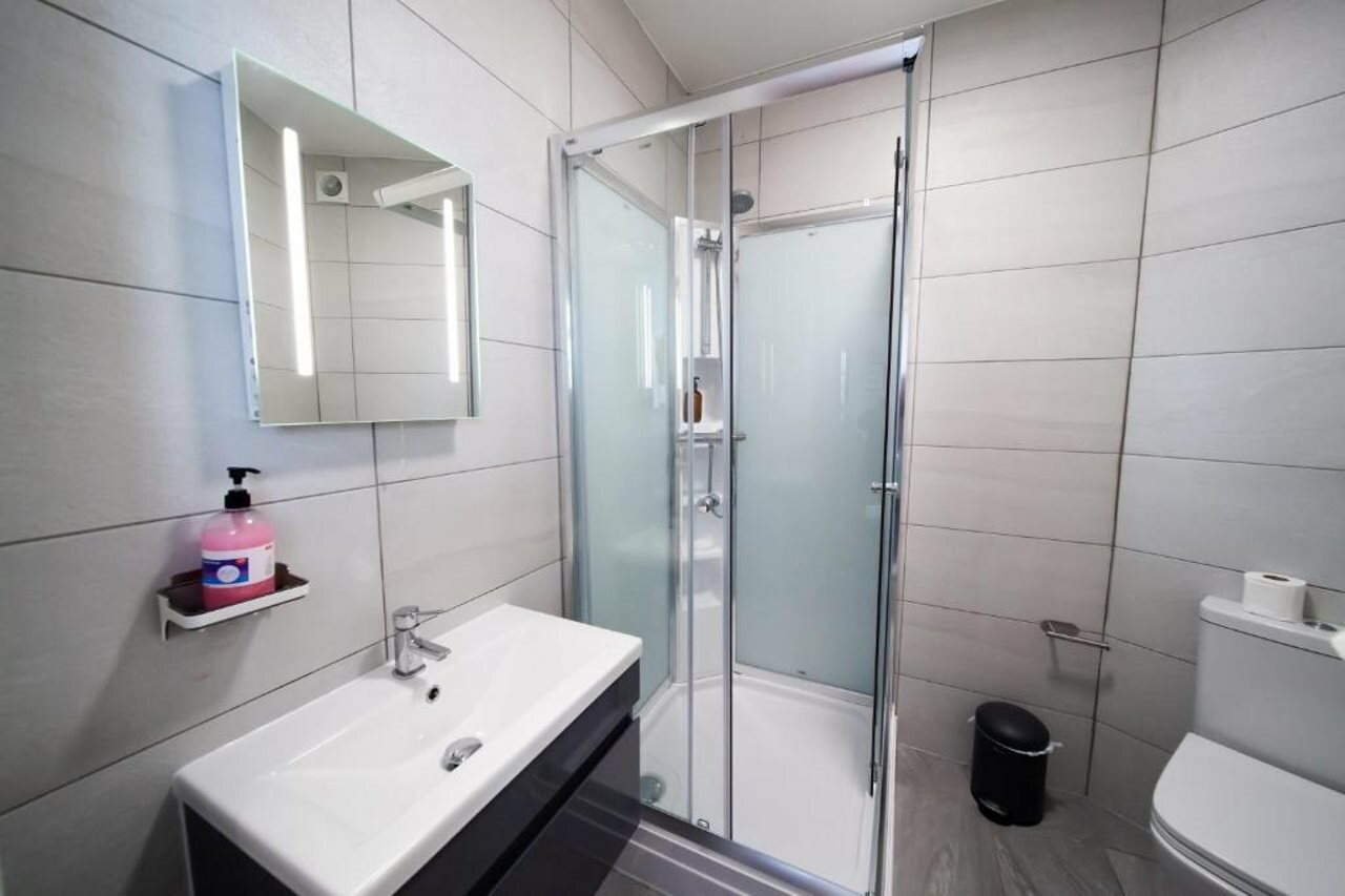 Фото Oyo The Arch, Wembly Stadium