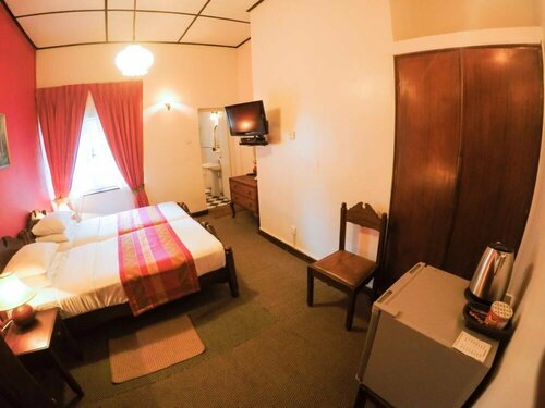 Гостиница Hotel Glendower в Нувара-Элии