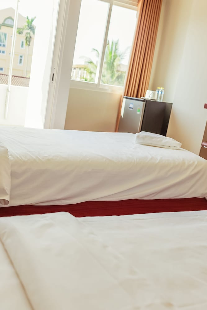 Фото Douangpraseuth Hotel