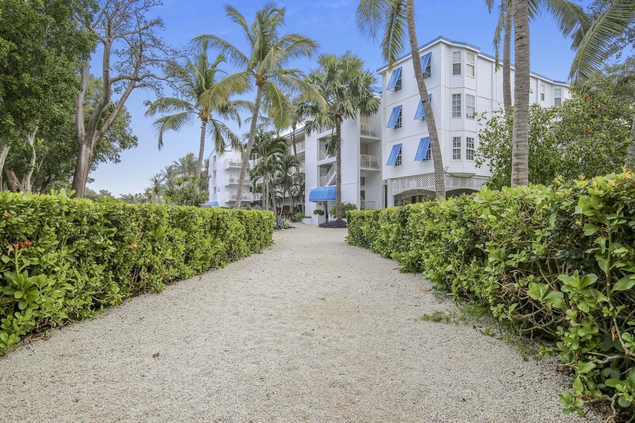 Фото Ocean Pointe Suites at Key Largo